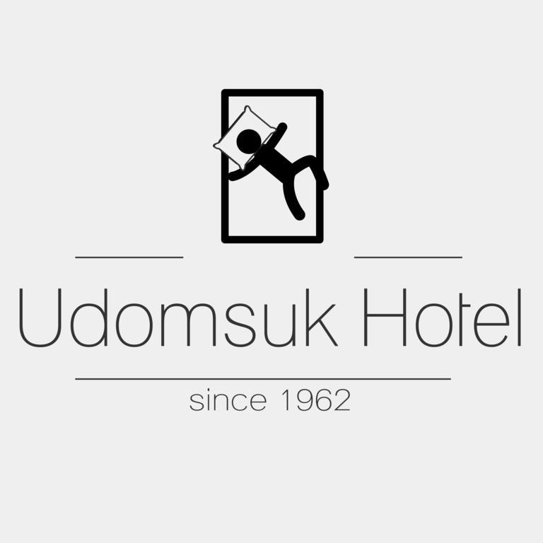 Udomsuk Hotel Сатун Екстериор снимка