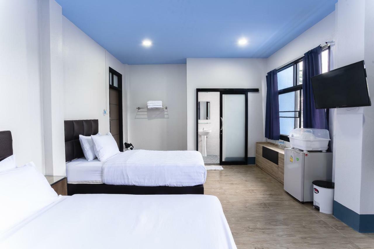 Udomsuk Hotel Сатун Екстериор снимка